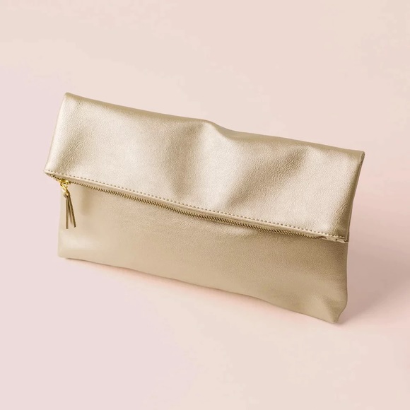 Fawn Design for The Jilly Box - Gold Foldover Clutch - Winter 2022 - Picture 2 of 5